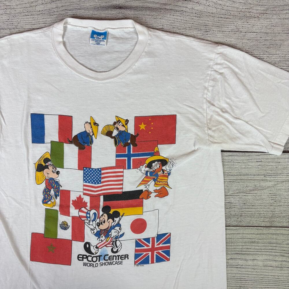 Vintage 1982 Disney Epcot Center World Showcase Cartoon T-shirt